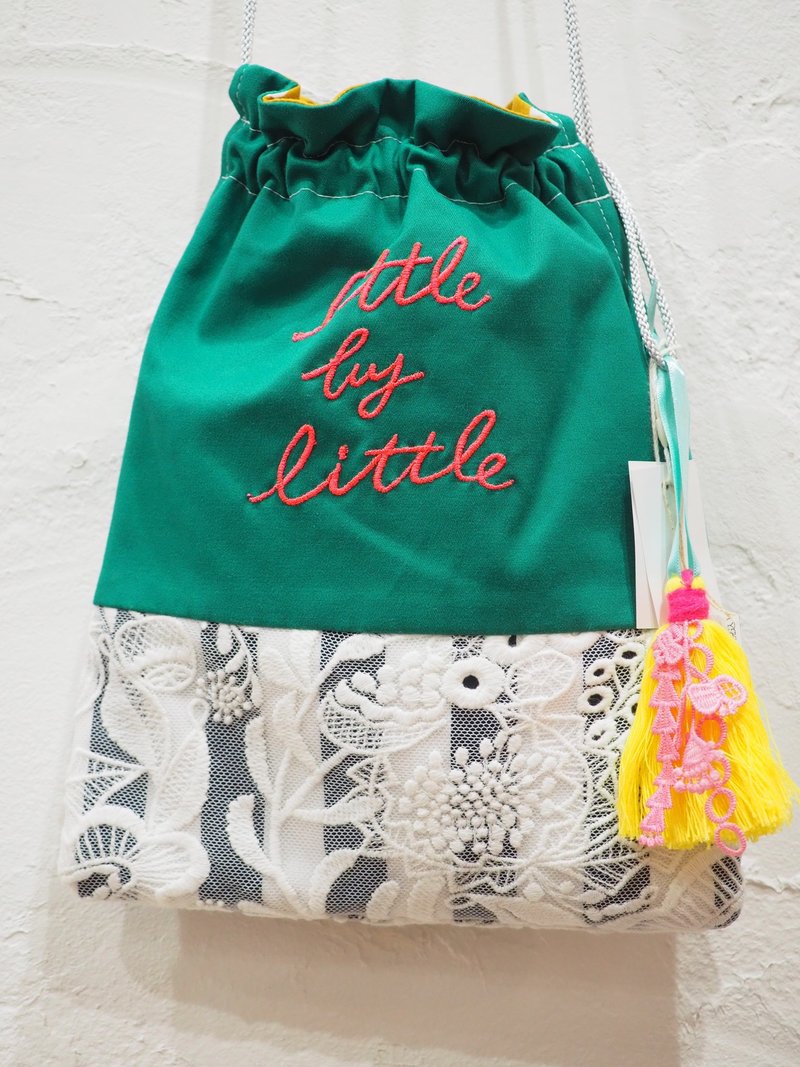 AMBER×niko 抽绳手拿包 - 戒指 - 其他金属 