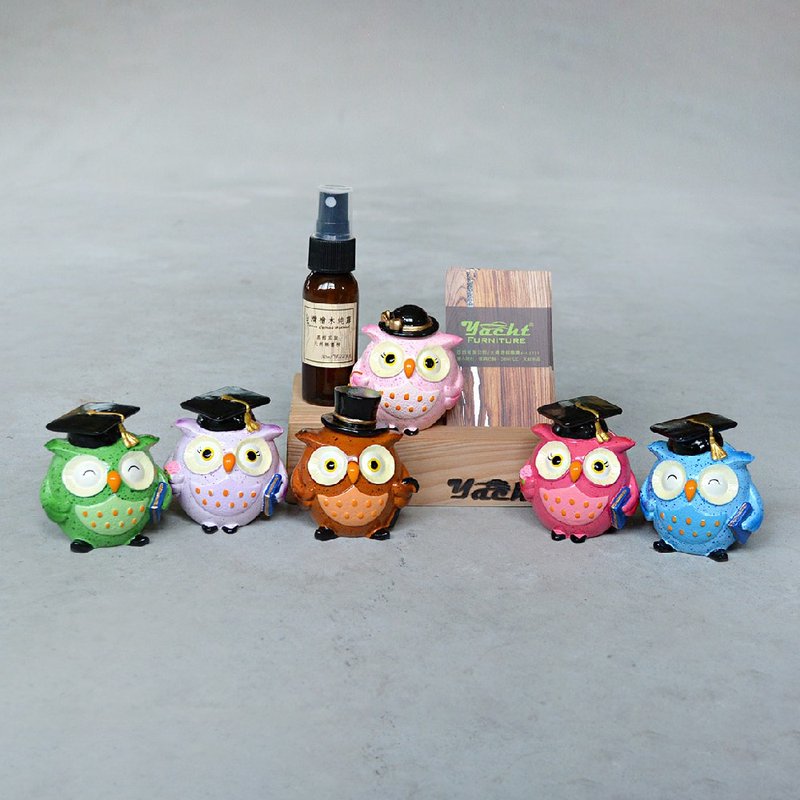 猫头鹰原木手机座(送限量桧木纯露) - 香薰/精油/线香 - 塑料 咖啡色