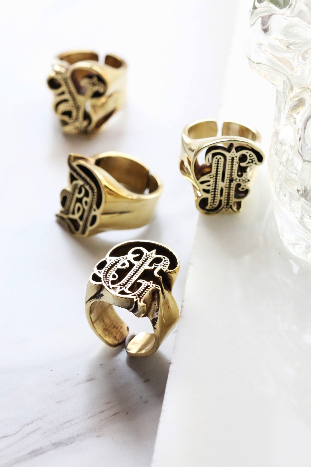 A-Z Alphabet Rings Collection by DEFY V.1 - 戒指 - 其他金属 金色