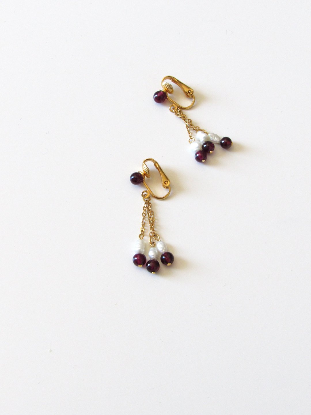 Vintage Pearl Drop Earrings - 耳环/耳夹 - 贵金属 金色