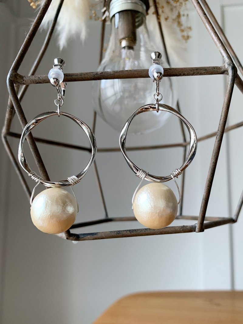 大颗棉质珍珠・圆圈・耳环/耳夹 (银色) - 耳环/耳夹 - 棉．麻 银色