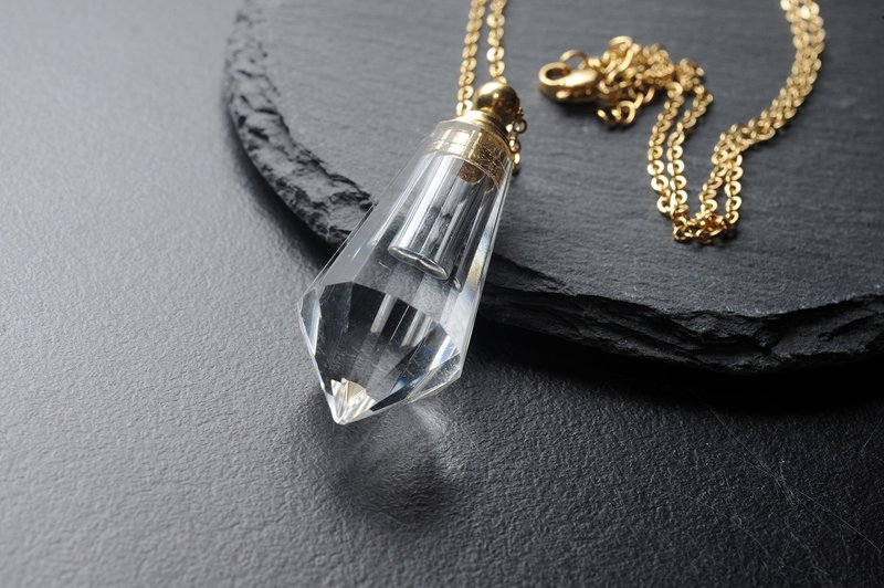 白水晶香水精油瓶/水晶/灵修/开运/招财/ - 项链 - 水晶 