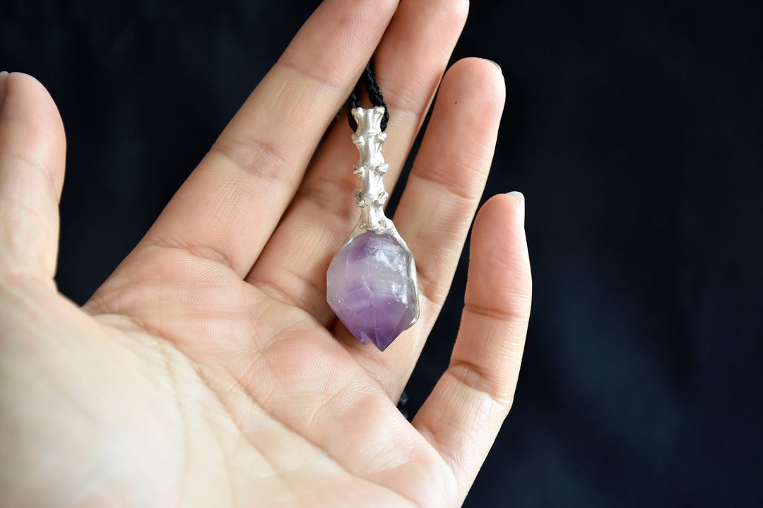 原创手作 紫水晶原石紫晶Amethyst矿石纯银吊坠 - 吊饰 - 水晶 紫色