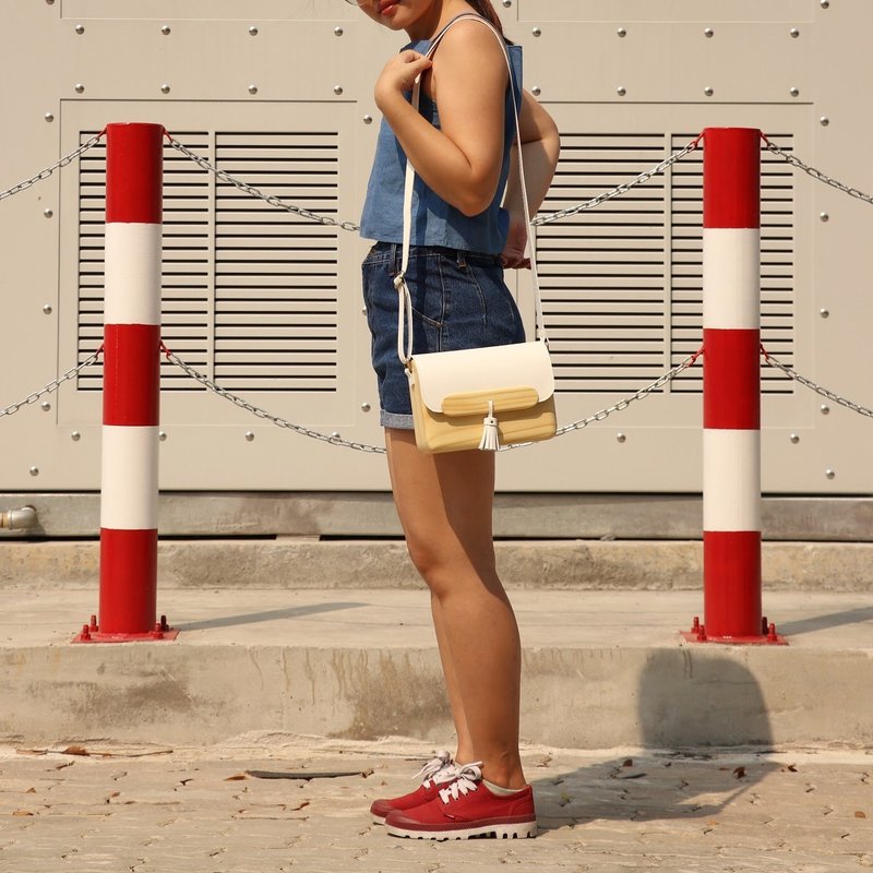 Wooden Bag - TS Shoulder (White) - 侧背包/斜挎包 - 木头 白色