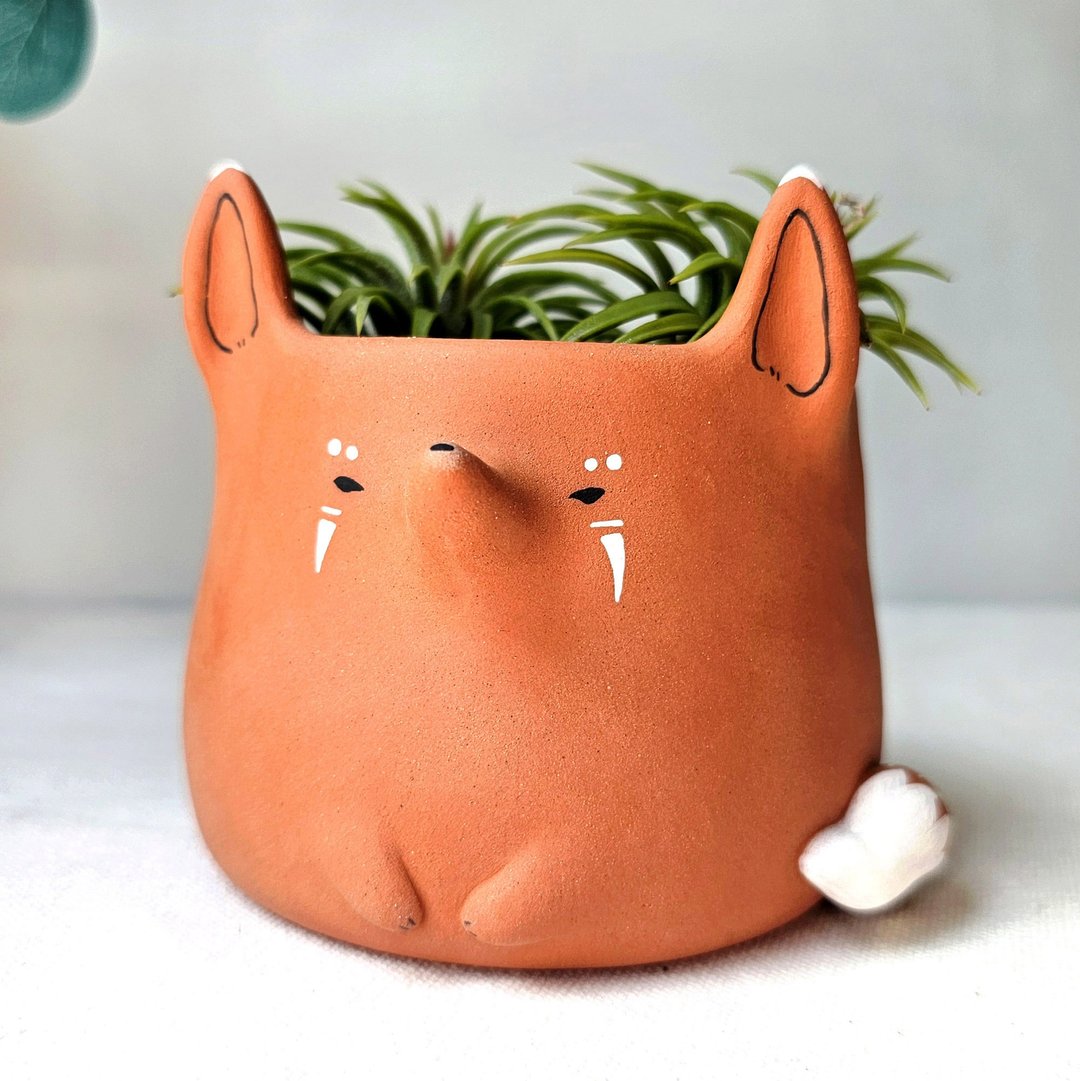 Terra Tribal Fox Planter. Handmade plant pot with drainage. - 花瓶/陶器 - 陶 