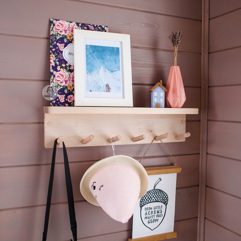 Wooden Peg Rail with Shelf for Kids Room or Hollway, Nursery Wall Clothes Rack - 衣架/挂勾 - 木头 