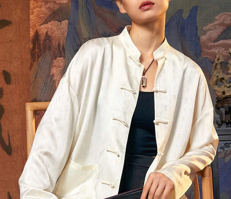 【天宽】新中式复古 暗纹提花手工衬衫 - 女装上衣 - 聚酯纤维 白色