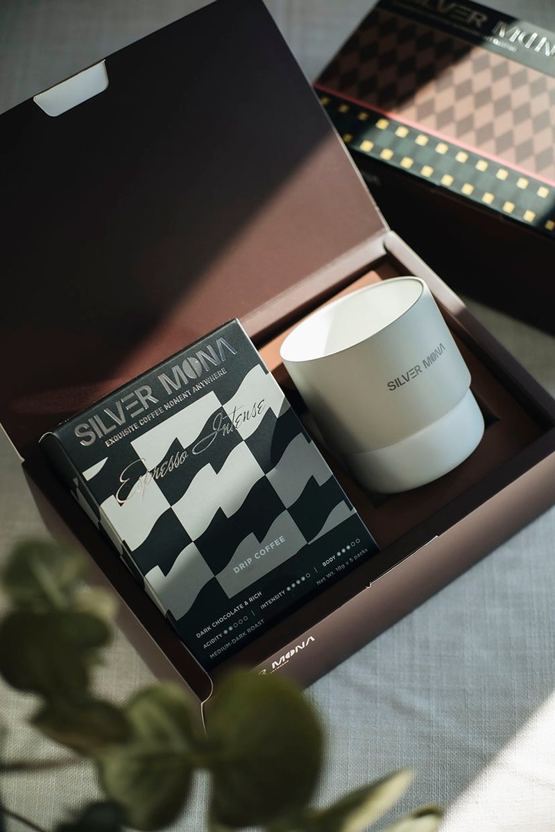 Silver Mona 圣诞礼盒 - 咖啡 - 纸 