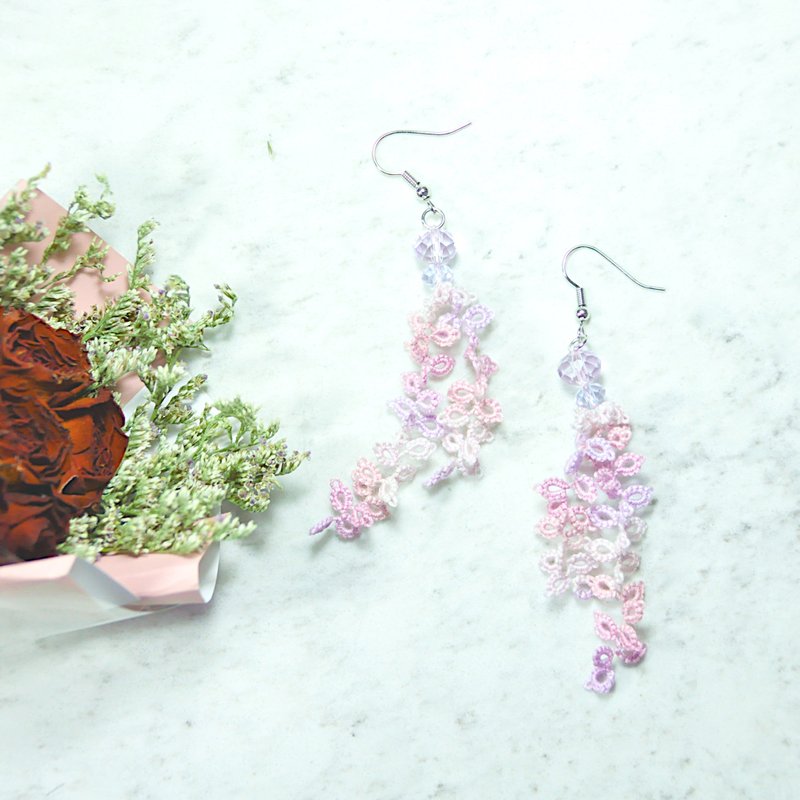 【订制】紫藤花 耳环 Tatting Wisteria Flower Earrings - 耳环/耳夹 - 绣线 紫色