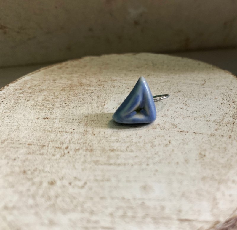 无痕耳环 免耳洞 日本白瓷 自然釉色 无限色调 1350高温烧制 - 耳环/耳夹 - 瓷 