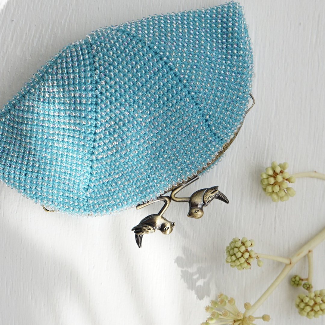 Ba-ba handmade Seedbeads crochet pouch No.1589 - 化妆包/杂物包 - 其他材质 蓝色