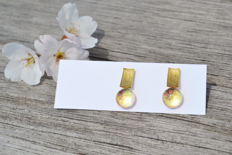 SAKURA + Bk - 耳环/耳夹 - 玻璃 粉红色