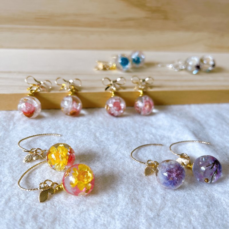 多色干花-uv滴胶波波珠耳环 - 耳环/耳夹 - 树脂 多色