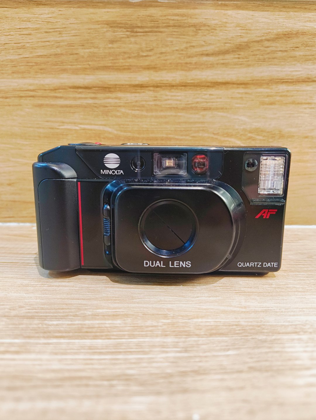 【135底片相机】八成新 Minolta MAC-DUAL 双定焦 全自动傻瓜 AF - 相机 - 塑料 黑色