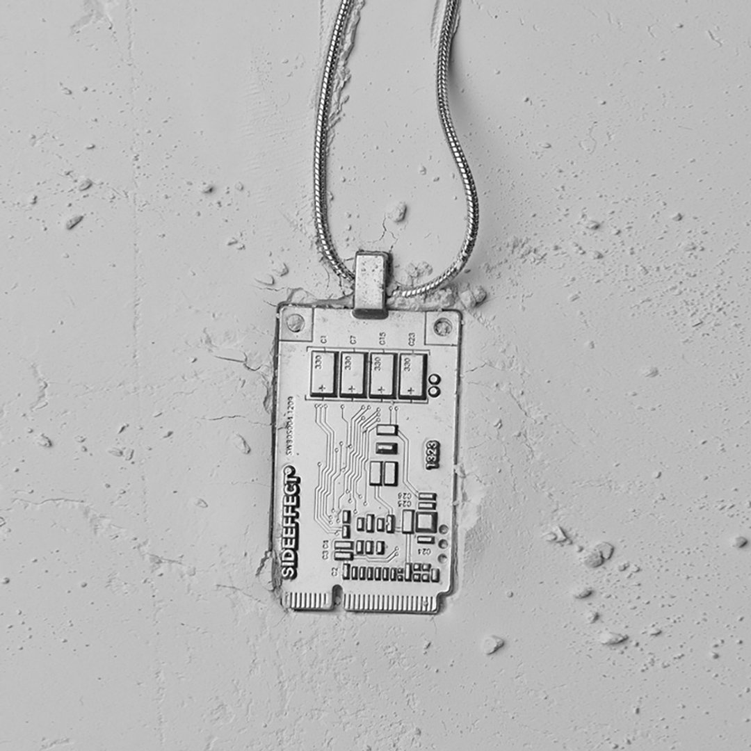 SIDEEFFECT AW19 NECKLACE 金属内存条项链吊坠配饰 - 项链 - 其他材质 银色