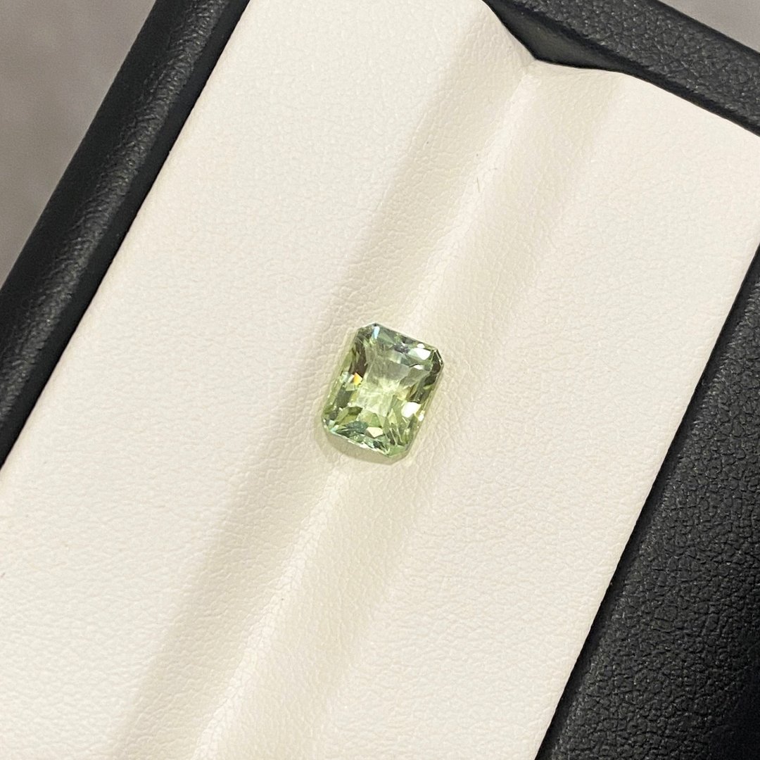 【裸石】碧玺 Tourmaline 1.95ct LT18 - 项链 - 宝石 绿色