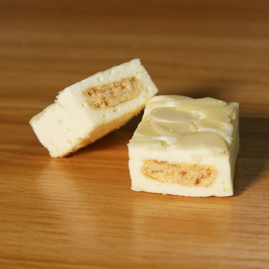 三木茶点-雪花酥 (杏仁口味) 100G - 零食/点心 - 其他材质 