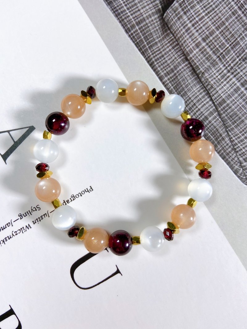 紫牙乌石榴石//白月光石//橙月光石//黄铜 - 手链/手环 - 水晶 红色