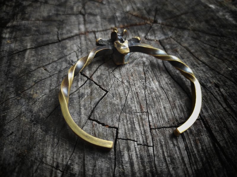 【山骸纪】感恩节—黄铜脊椎手环 - 手链/手环 - 铜/黄铜 黄色