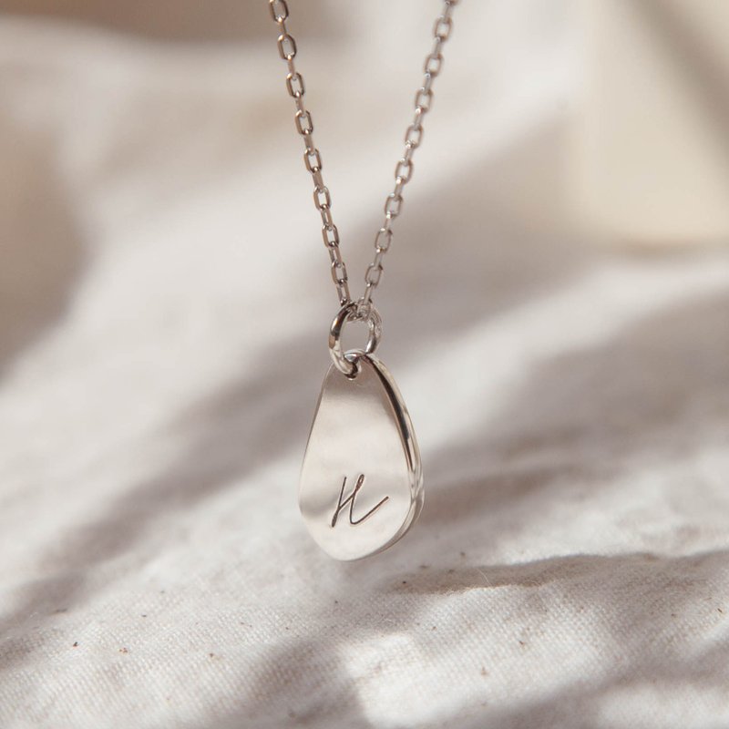 【定制化礼物】定制化刻字纯银项链 (设计款不规则型) - 项链 - 纯银 银色