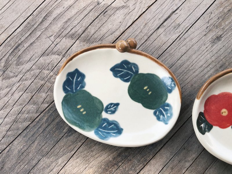 口金包造型浅碟   山茶花 -椭圆型 - 盘子/餐盘/盘架 - 瓷 白色