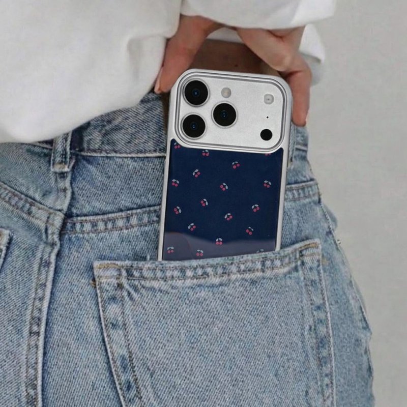 【Navy X The Ruby Reds】银框亮面 MagSafe iPhone Case - 手机壳/手机套 - 其他材质 