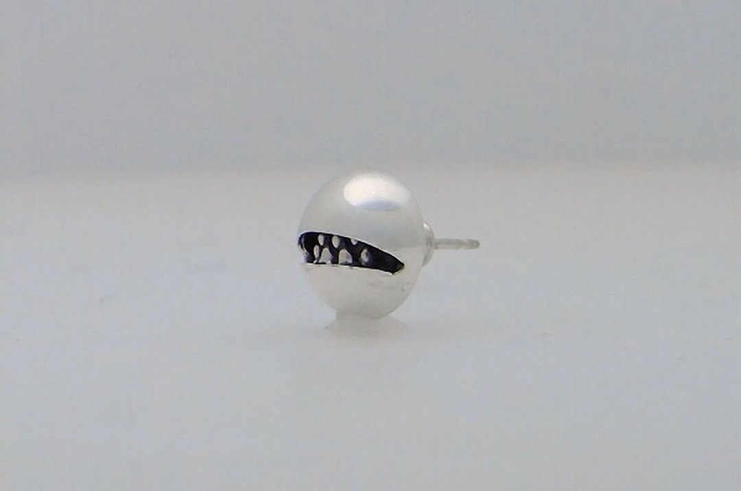 anti smile ball_S Pierce type:B (s_m-O.40)銀 耳釘 穿孔耳环 sterling silver stud earring - 耳环/耳夹 - 纯银 银色
