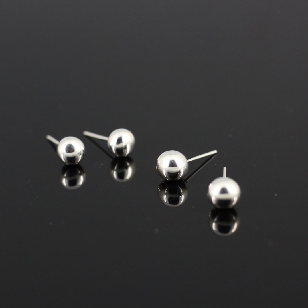 s925纯银耳环-圆银珠珠 Round bead - 耳环/耳夹 - 纯银 银色