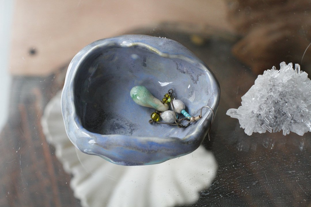 纯手捏不规则花朵造型陶瓷小碟/酱汁碟/线香盘/水晶小盘/饰品碟/1 - 盘子/餐盘/盘架 - 陶 蓝色
