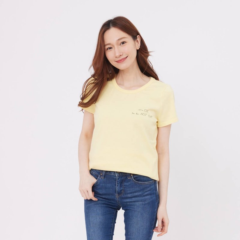 it's OK to be NOT OK 短袖 蜜桃棉 女T 鵝黃 - 女装 T 恤 - 棉．麻 黄色