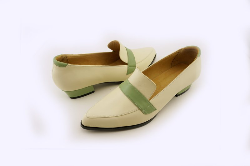 尖头粗跟乐福淑女鞋 - 其他女款皮鞋 - 真皮 多色