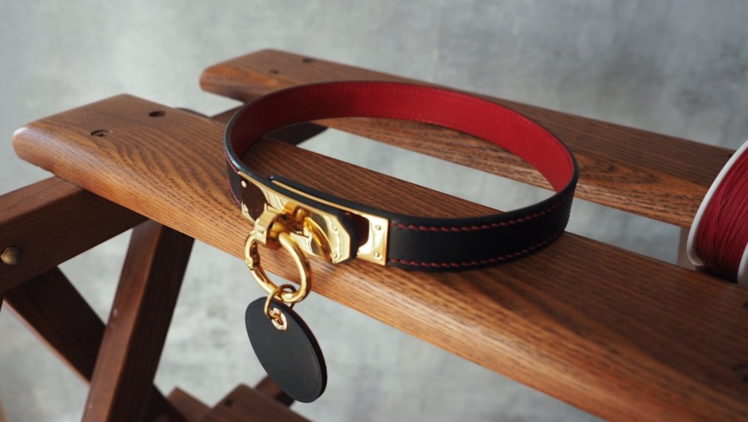 纯手工牛皮宠物项圈牵绳装饰choker 颜色款式可定制化 可刻字订制 - 项圈/牵绳 - 真皮 多色