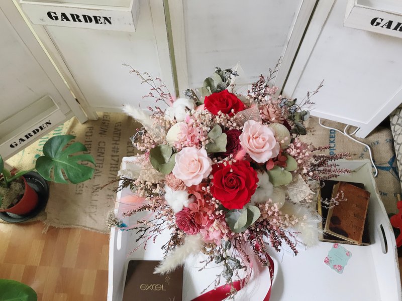 小巷莫儿。干燥花 永生花捧花  繁华春天 大红野玫瑰。拍照花束 - 干燥花/捧花 - 植物．花 红色
