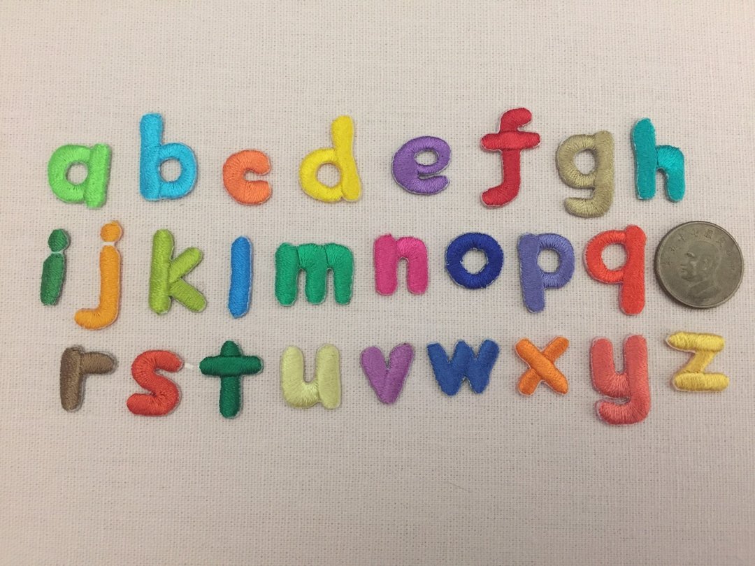 小写英文字母自黏绣布贴拼拼看 整组26个字母一起买有优惠喔!! - 其他 - 棉 绿色