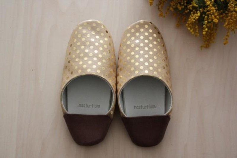 Pigskin of baboosh polka dot beige (s) - 室内拖鞋 - 真皮 卡其色
