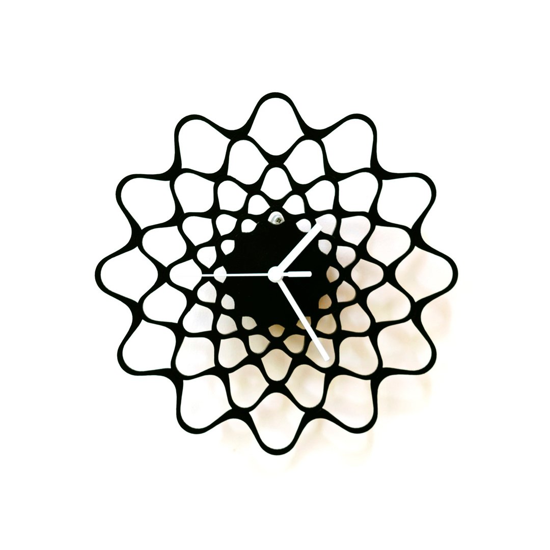 木壁钟 -  Embroidery (刺绣) - 时钟/闹钟 - 木头 黑色