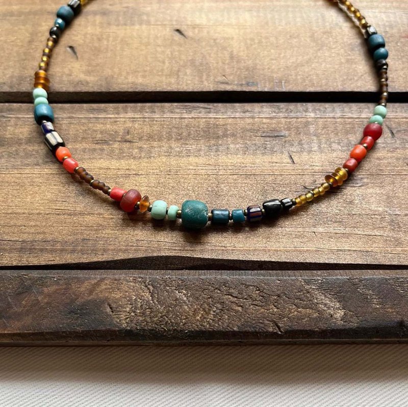 钢丝绳玻璃珠项链 - 项链 - 玻璃 