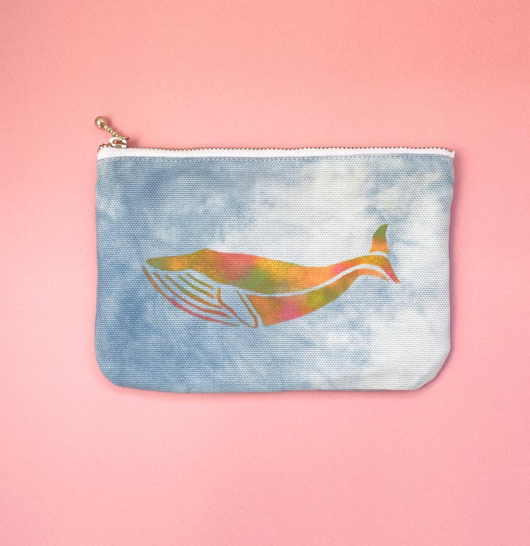 Flying whale made in Japan Indigo dyed canvas pouch Indigo dyed embroidery JAPANBLUE Sibori - 化妆包/杂物包 - 棉．麻 蓝色