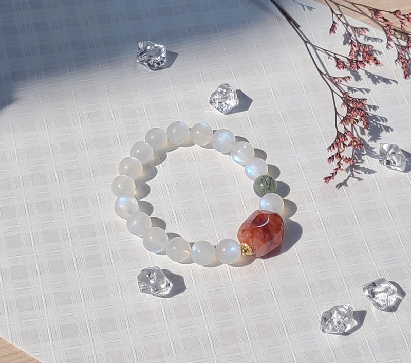 圣诞礼盒 月光石 红胶花 绿幽灵||招财事业 爱情桃花 助眠 水晶手 - 手链/手环 - 水晶 白色