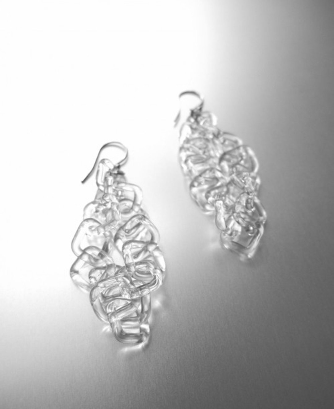 Square double chain Earring - 耳环/耳夹 - 玻璃 透明