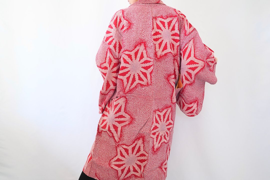 Japanese KIMONO, red kimono, long haori, authentic kimono, traditional kimono - 女装休闲/机能外套 - 聚酯纤维 红色