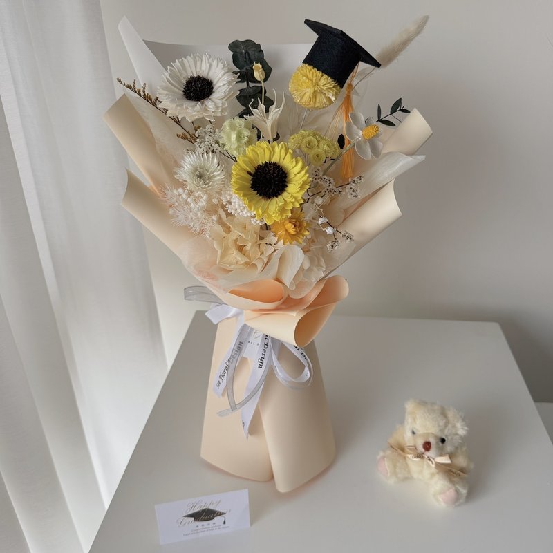 SEE 看见花艺设计 |向日葵 |毕业 |向阳而生毕业花束 - 干燥花/捧花 - 植物．花 