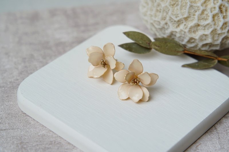 杏运 - 手工树脂耳环 - 耳环/耳夹 - 树脂 卡其色