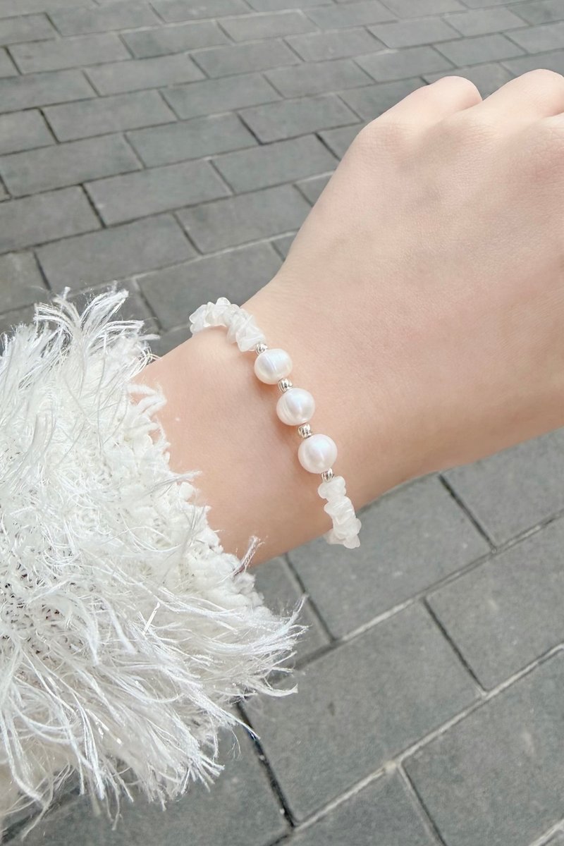 Lily Valley 澄净月光 | 手工串珠手链 - 手链/手环 - 半宝石 白色