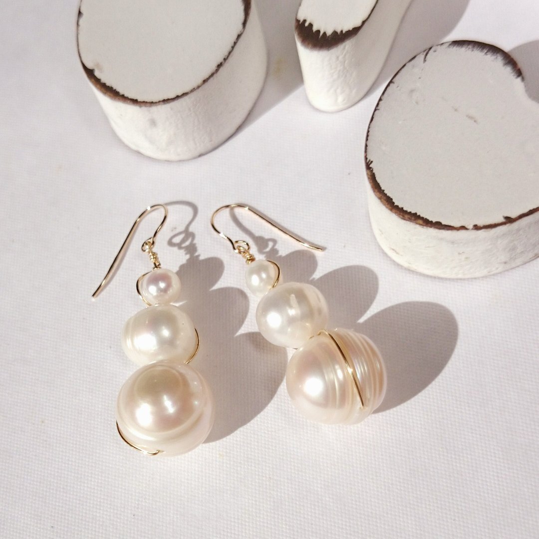14kgf * 3baroque pearls bubbles pierced earrin / earring - 耳环/耳夹 - 宝石 白色