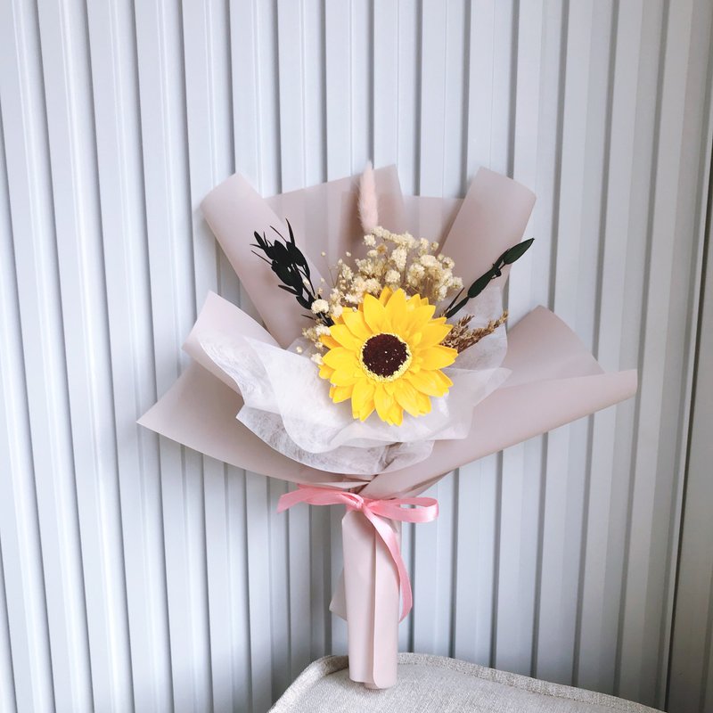 毕业花束-向日葵中型香皂花束。香皂花束。向日葵花束。生日花束 - 干燥花/捧花 - 植物．花 
