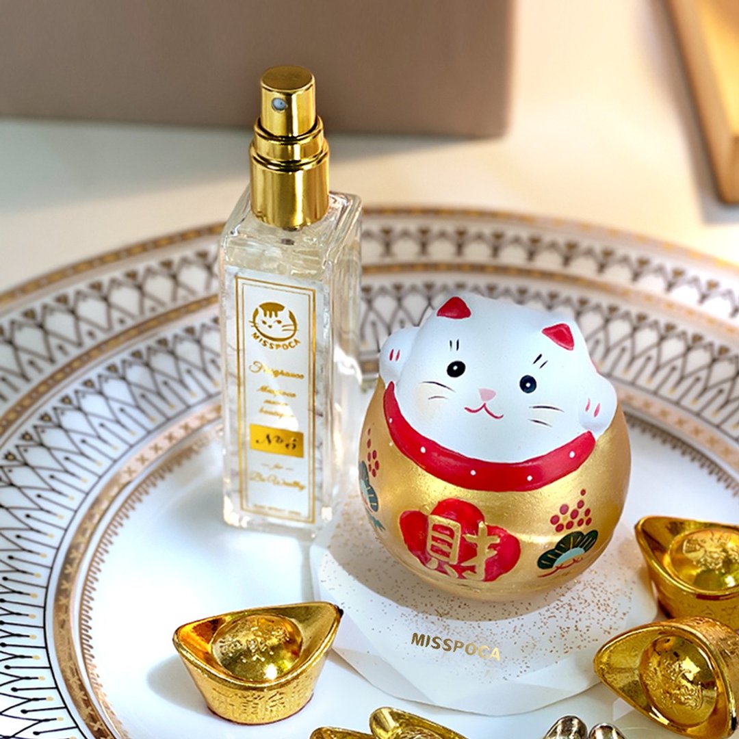 【赠20ml 开运精油】招财猫幸运香氛礼盒 | 薰香公仔扩香石礼物 - 香薰/精油/线香 - 精油 金色