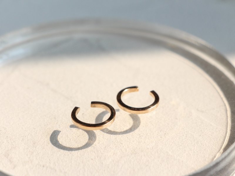 14KGF 方形切面耳骨夹 (中尺寸) - 耳环/耳夹 - 其他金属 金色