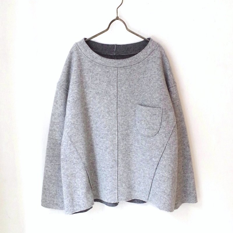 [Made in Japan] wool reversible pullover light gray & dark gray - 女装上衣 - 其他材质 灰色