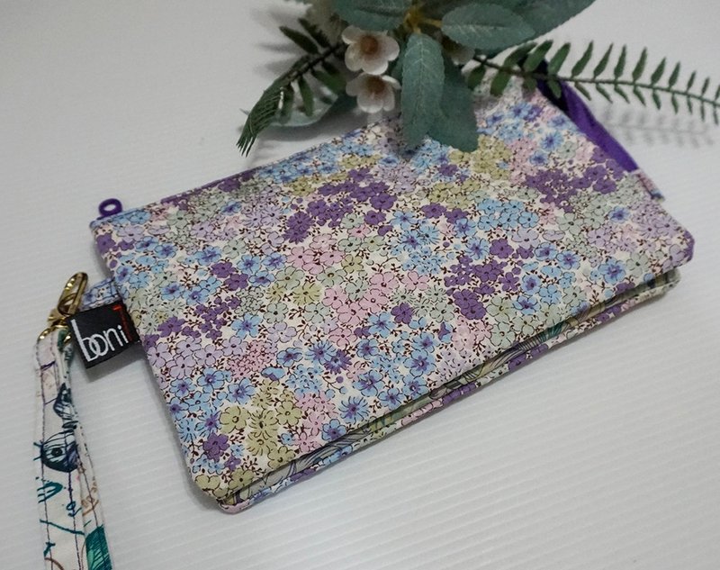 日本紫色泡泡图案印花手拿包收纳包 - 化妆包/杂物包 - 棉．麻 紫色